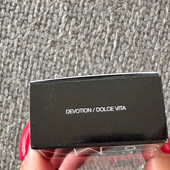 NARS Afterglow Sensual Shine Lipstick Duo – Full Size – Brand New - Picture 6 of 9